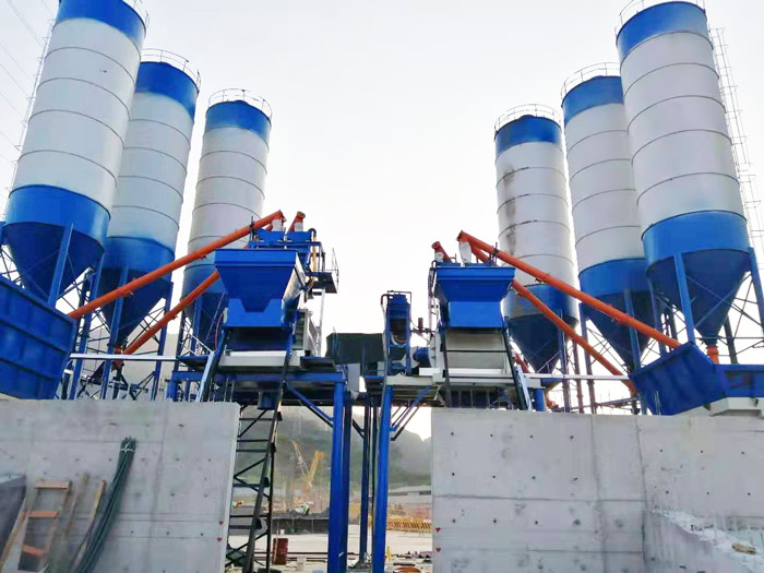 雙機(jī)站 混凝土攪拌站雙機(jī)站用戶(hù)案例現(xiàn)場(chǎng) 一次投資 效率翻倍